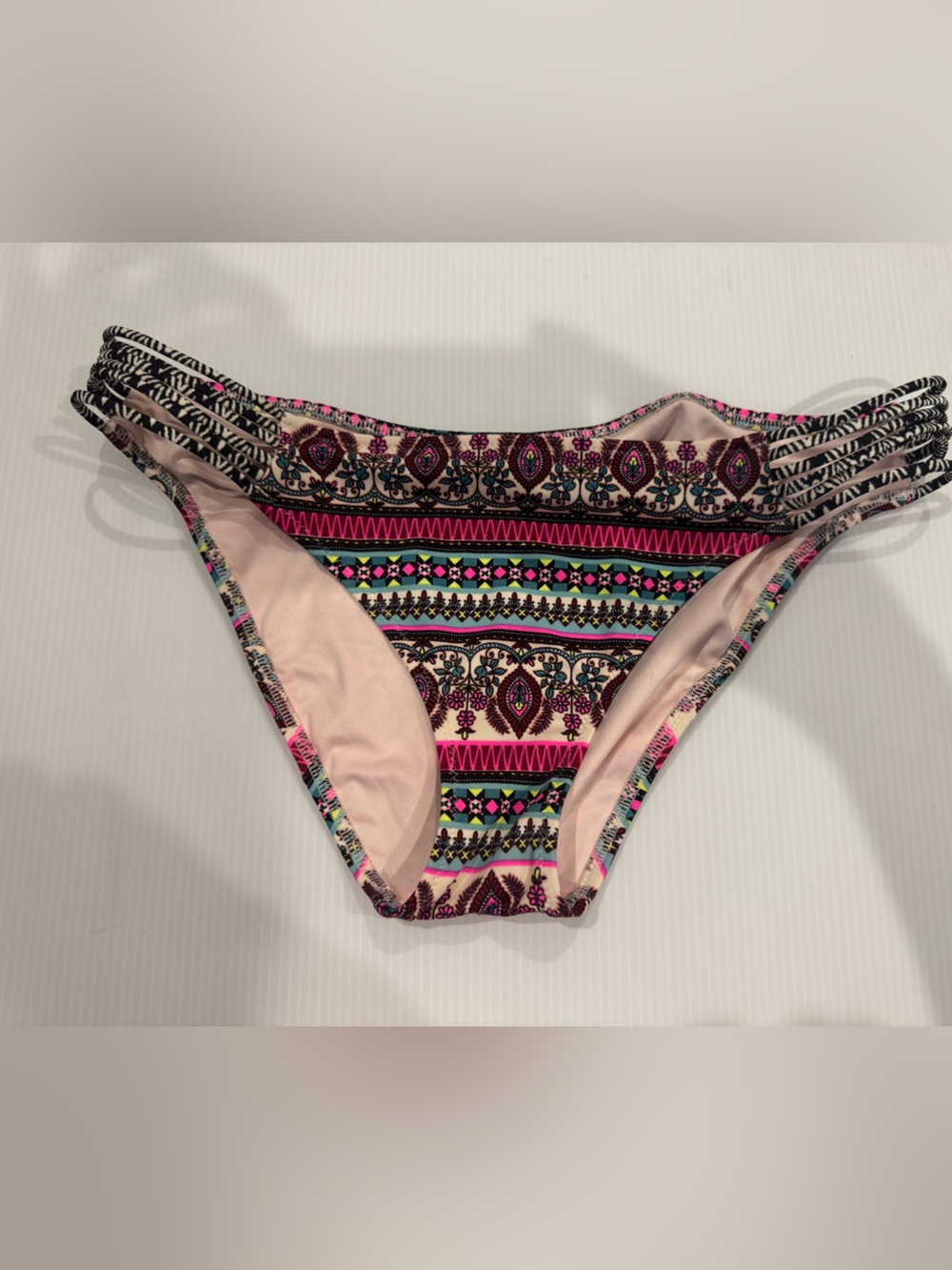 Shade & Shore Target Strappy Bikini Bottom Medium Boho Paisley Multicolor